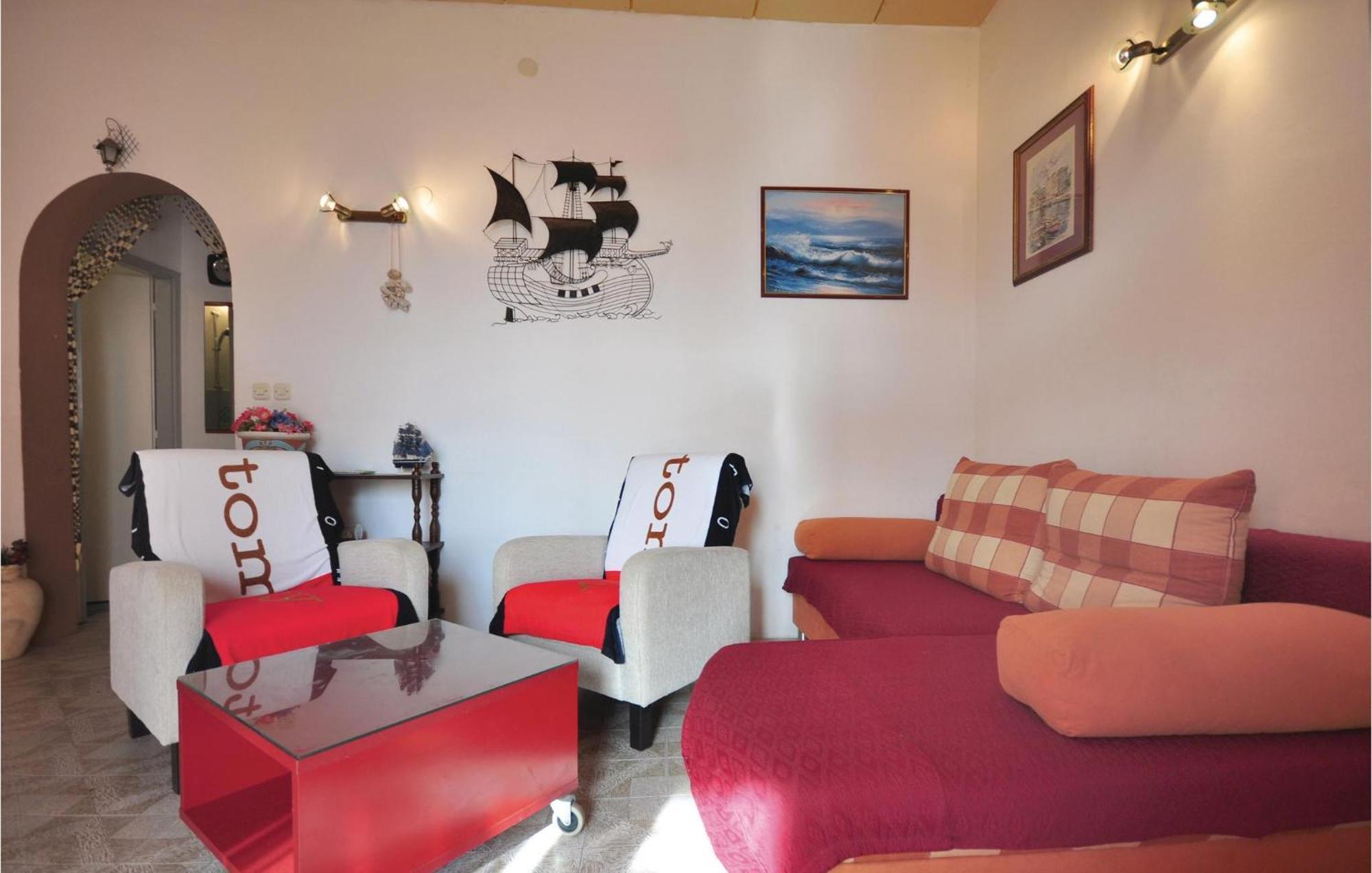 Awesome Home In Seget Vranjica With Wifi 外观 照片
