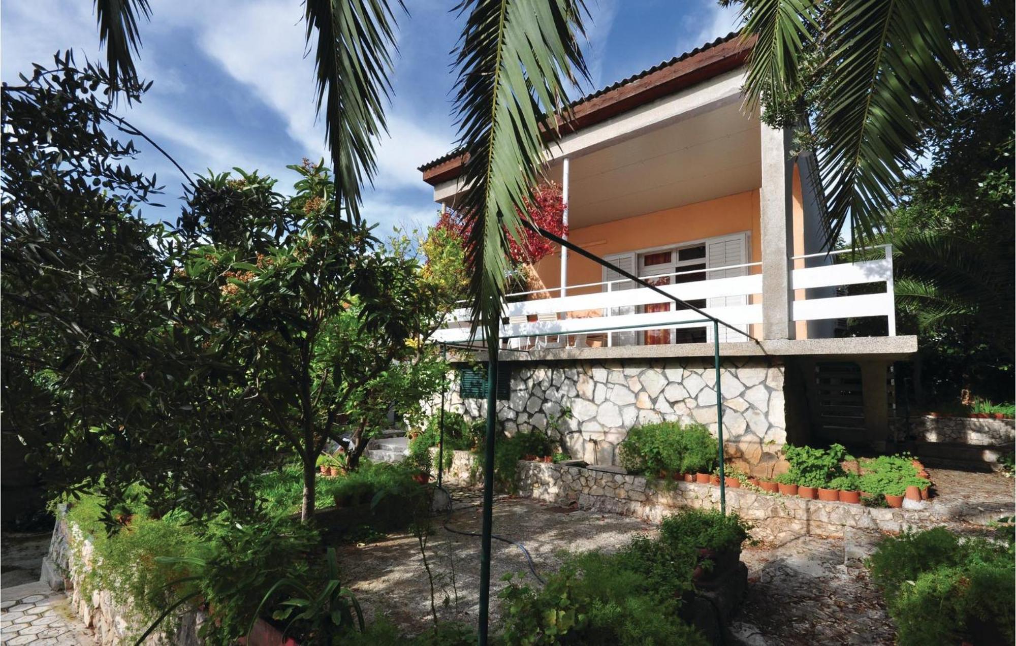 Awesome Home In Seget Vranjica With Wifi 外观 照片